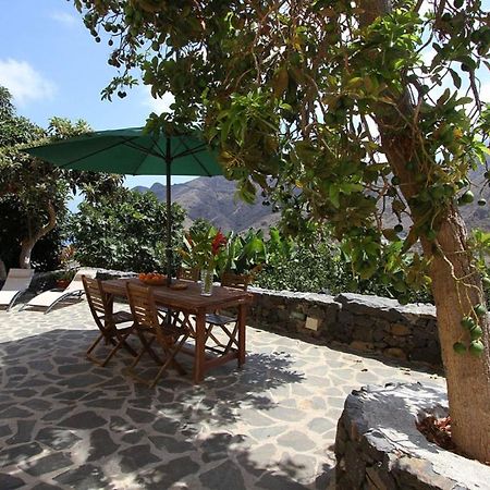 Casa Rural Los Aromos - Wunderschones Landhaus Mit Meerblick Hermigua Exteriör bild