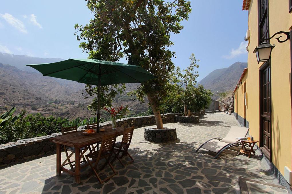 Casa Rural Los Aromos - Wunderschones Landhaus Mit Meerblick Hermigua Exteriör bild